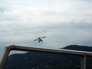 Hidroaviones sobrevolando el Lago di Como